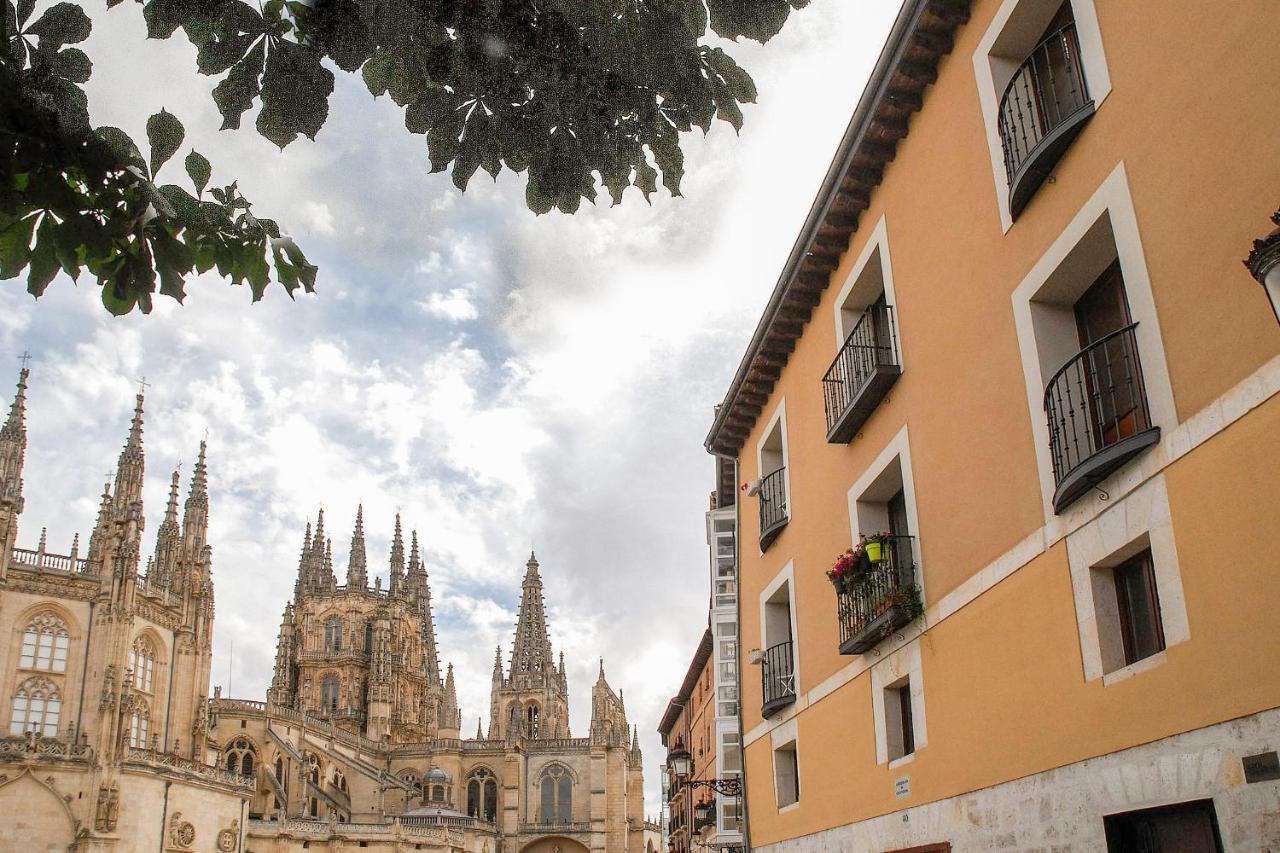 La Catedral Vut - Apt Para 4 Con Wifi En El Centro De Burgo Exterior foto