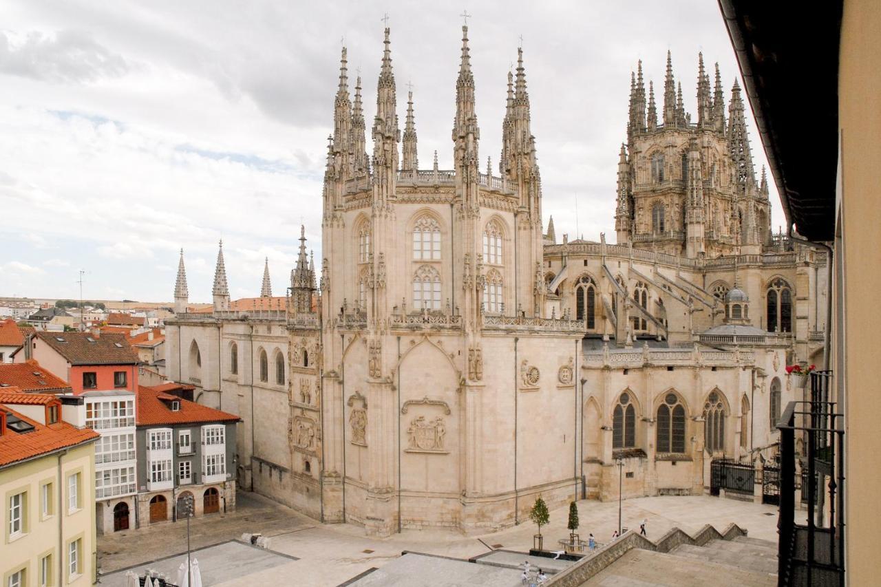 La Catedral Vut - Apt Para 4 Con Wifi En El Centro De Burgo Exterior foto